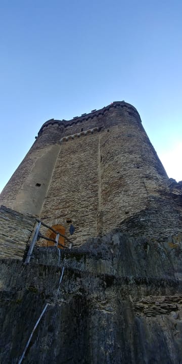 Außenansicht Burghotel Ehrenburg