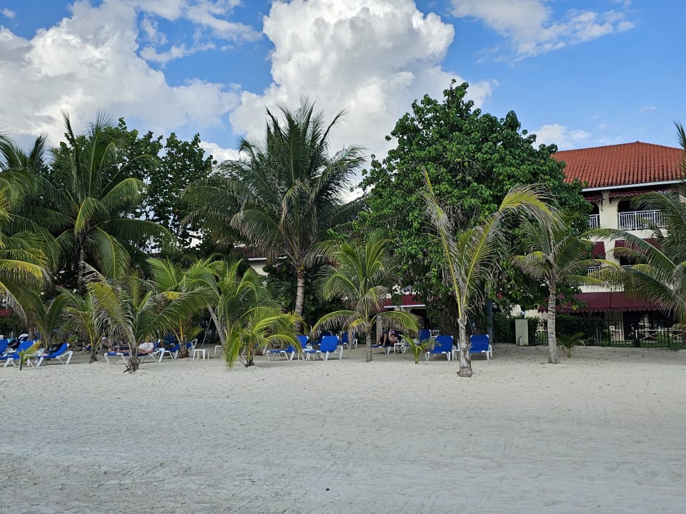 Strand Charela Inn Hotel