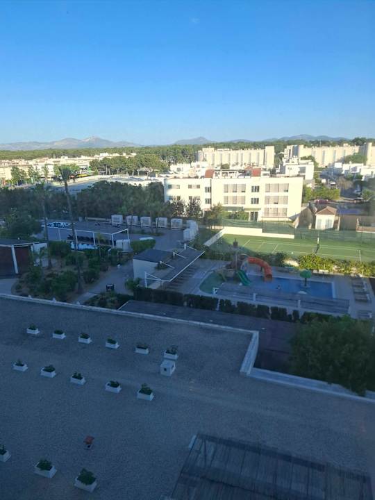 Pool BG Tonga Tower Design Hotel & Suites