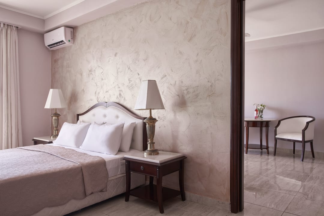 Zimmer Sandy Beach Resort