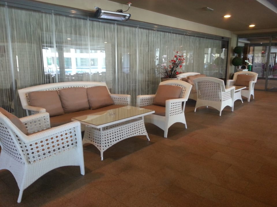 Rauchertreff Limak Lara Deluxe Hotel & Resort
