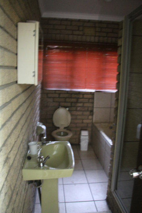 Bad St. Lucia Safari Lodge