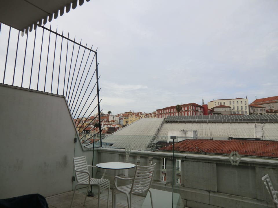 Frühstück auf der Dachterrasse Hotel Altis Avenida