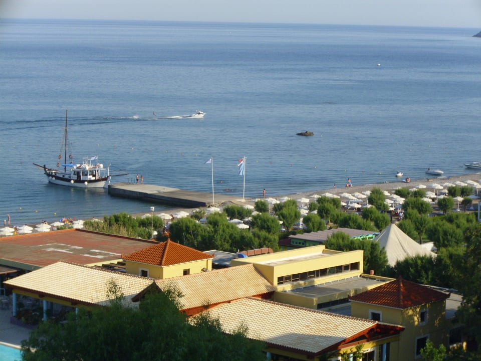 Ausblick von Zimmer auf den Strand Esperides Beach Resort