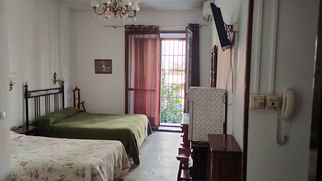 Zimmer Hostal Colon Antequera