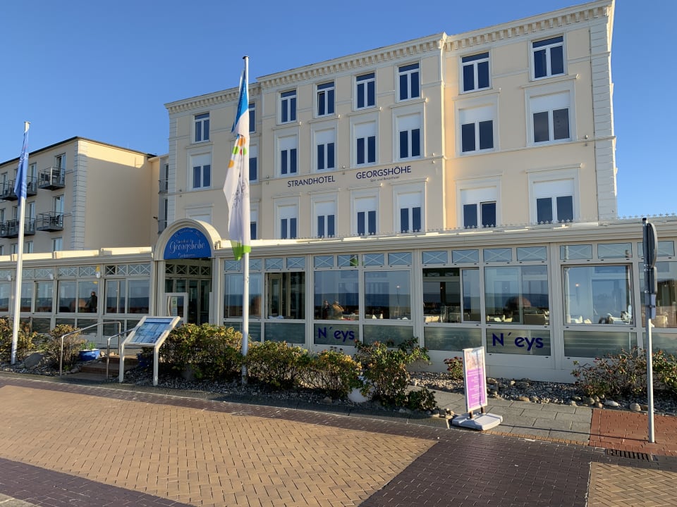 Außenansicht Strandhotel Georgshöhe