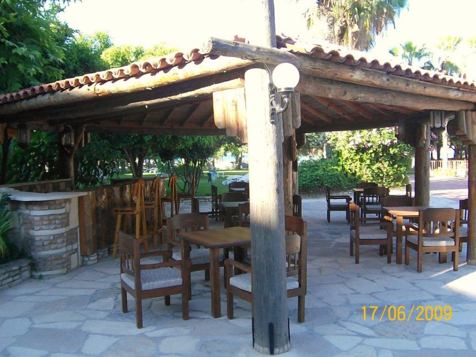 Kleine Bar am Pool Hotel Defne Ana