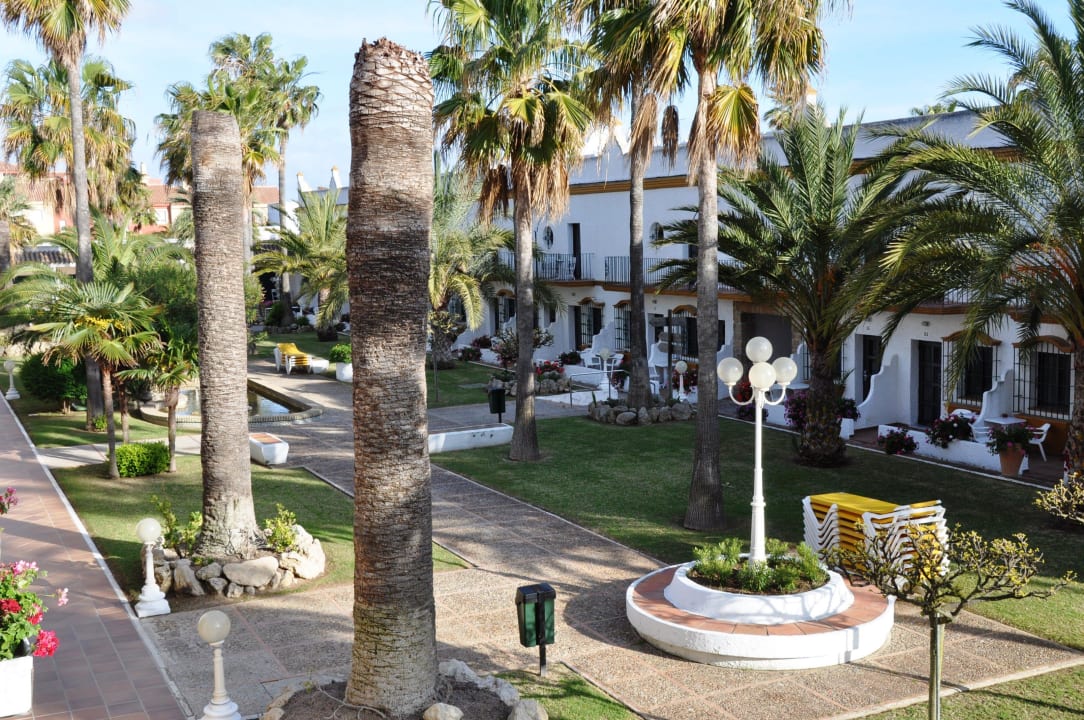 Innenhof Hotel Playa de la Luz