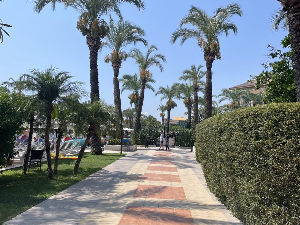 Gartenanlage Sunis Kumköy Beach Resort Hotel & Spa