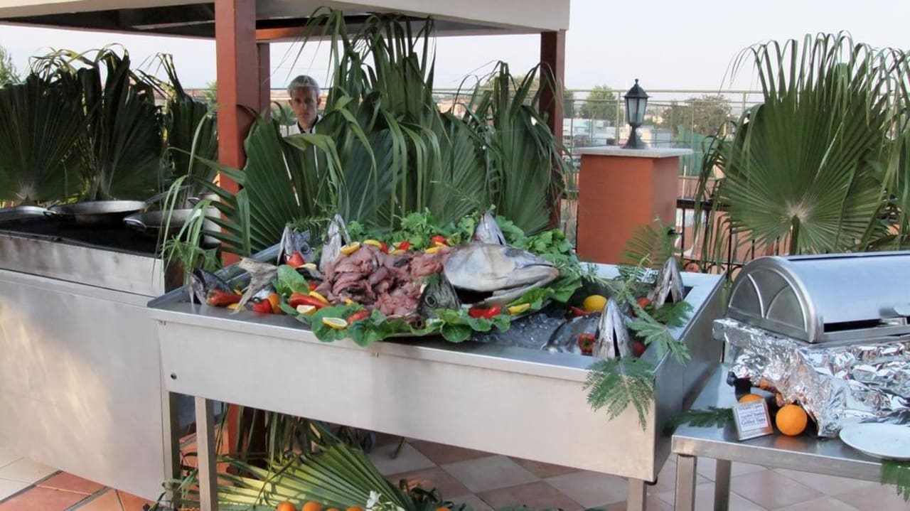 Frisch gegrillter Fisch Club Grand Aqua