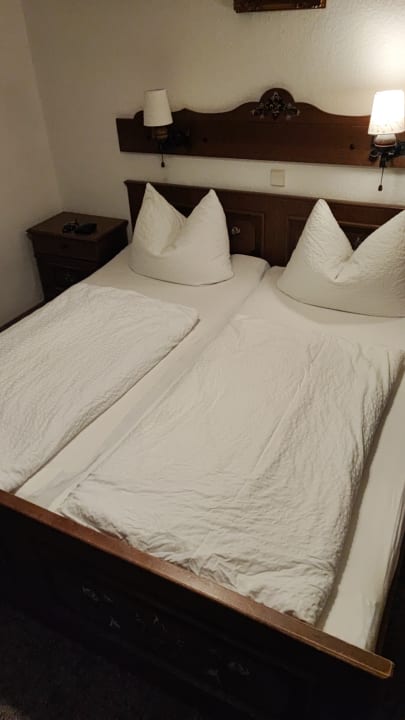 Zimmer Gasthof-Cafe-Schönfeldspitze