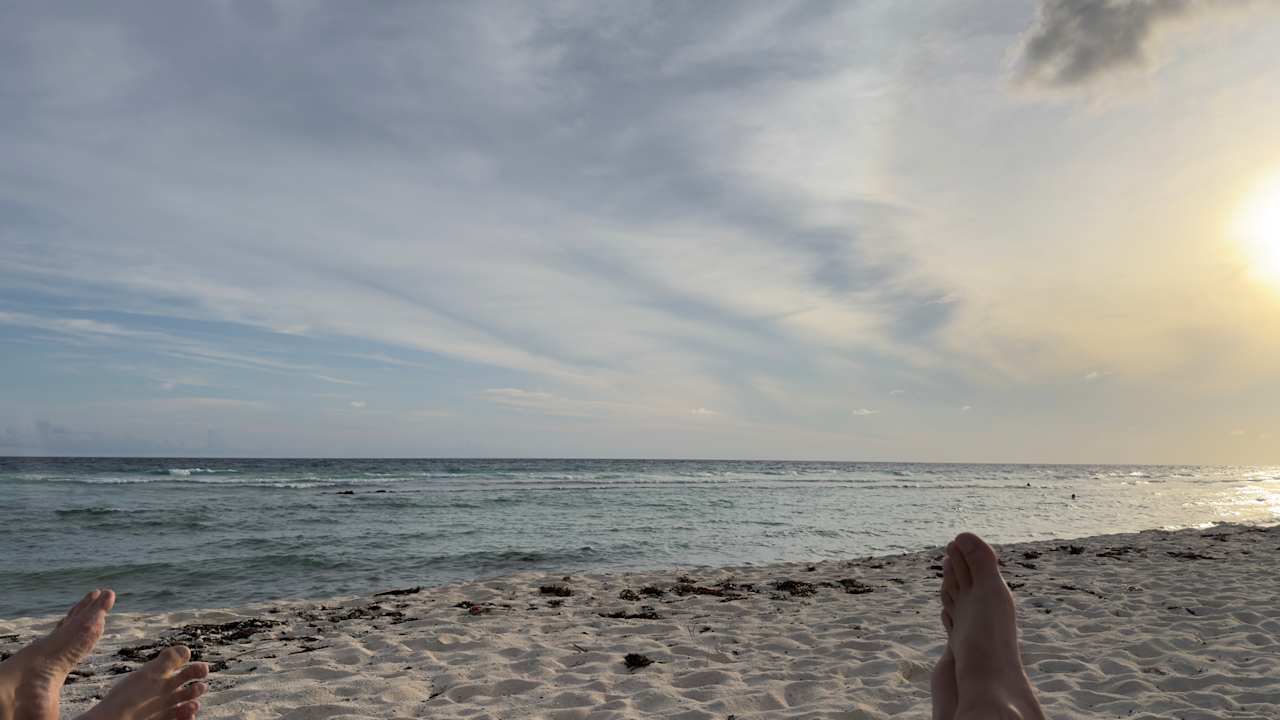 Strand Coconut Court Beach Hotel