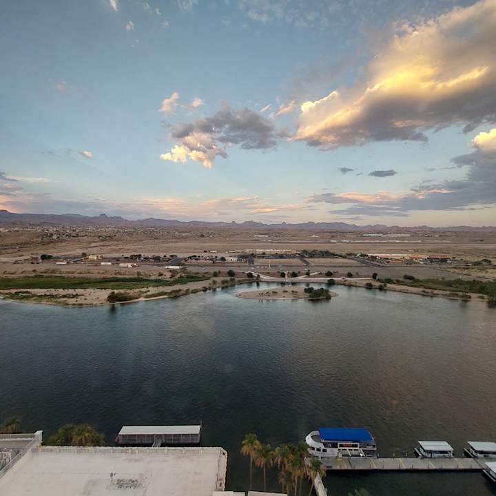 Ausblick Riverside Resort Hotel & Casino