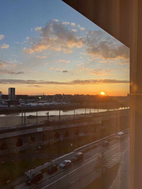 Ausblick JUFA Hotel Hamburg HafenCity