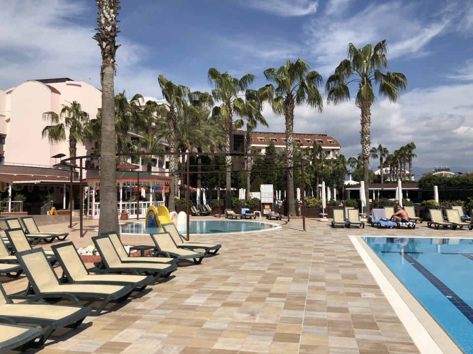 Pool Hane Family Resort