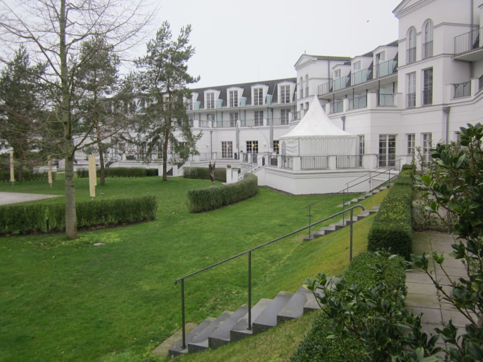 Au Enansicht Steigenberge Strandhotel Zingst Ostseeheilbad Zingst