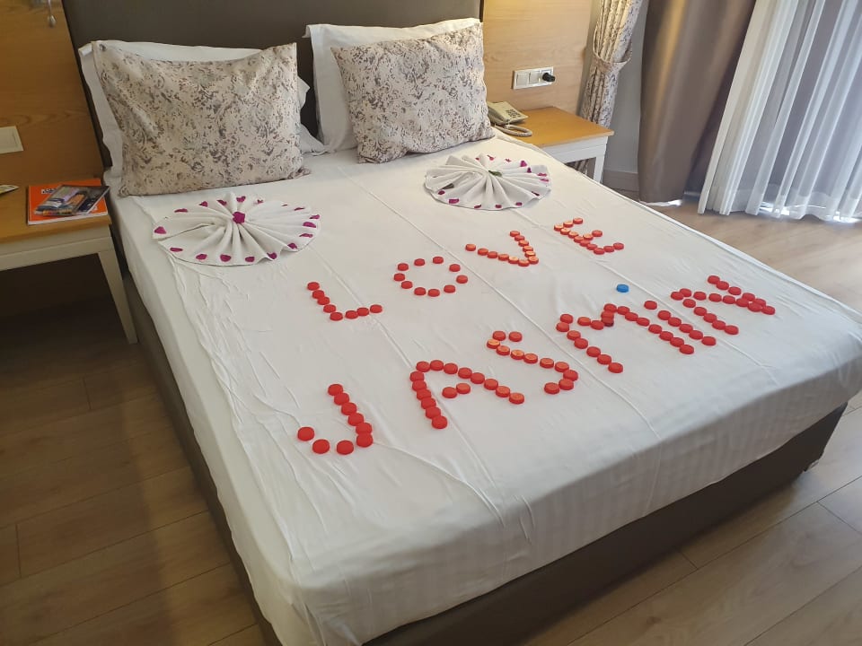 Zimmer Glamour Resort & Spa