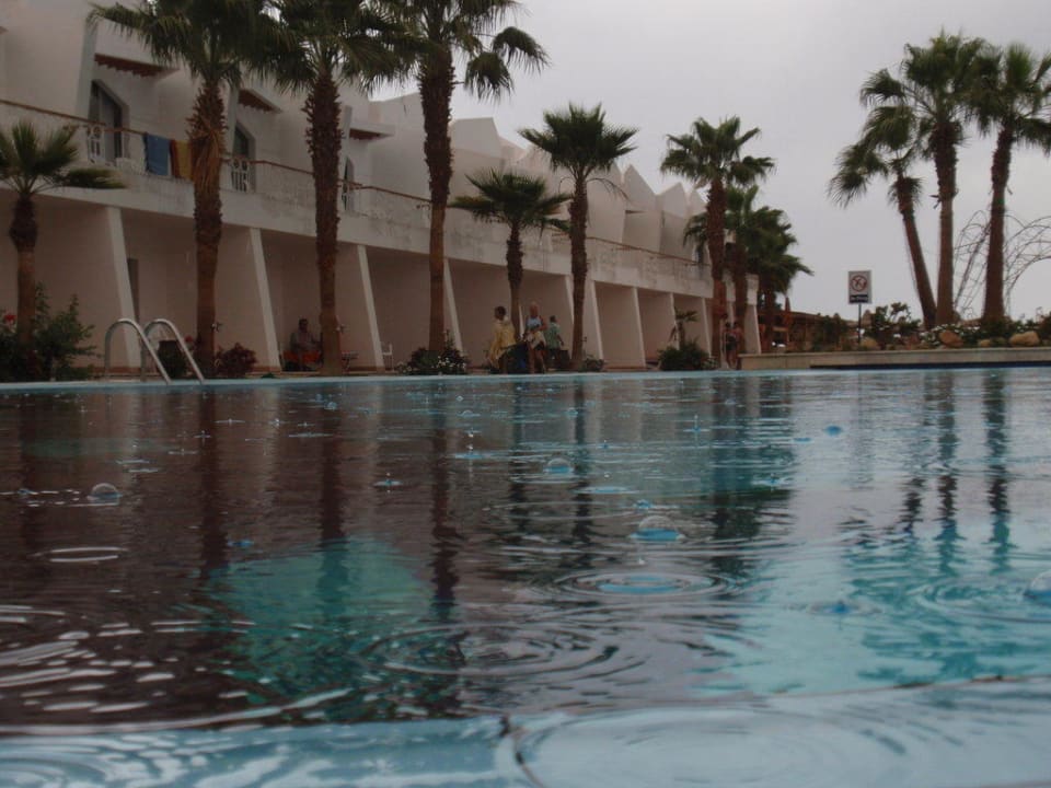 Deszcz Hotel Aqua Fun