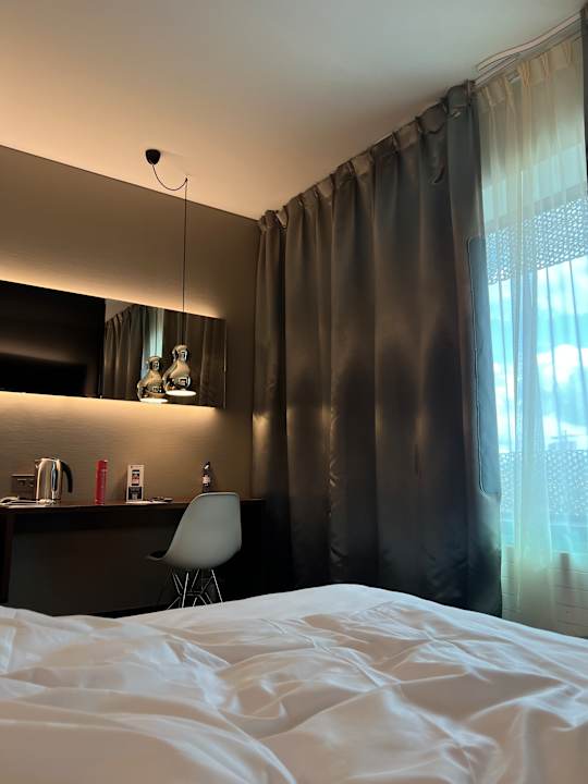 Zimmer Hotel Airport Basel