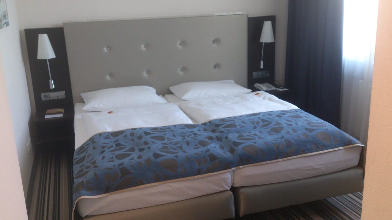 Bett Dorint Hotel Esplanade Jena