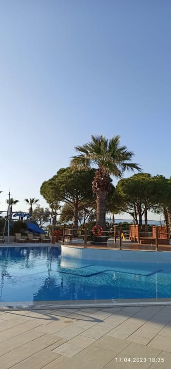 Pool Hotel Pine Bay Holiday Resort