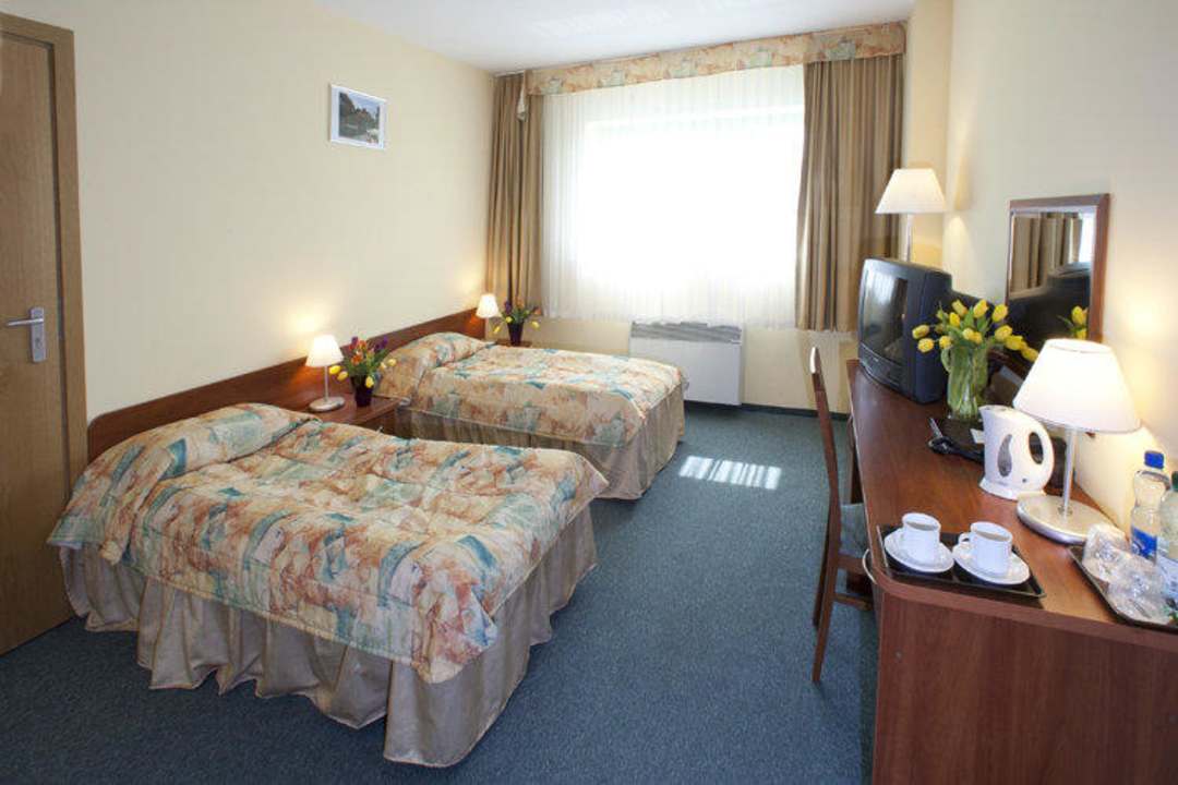 Stnadard Plus Sangate Hotel Airport