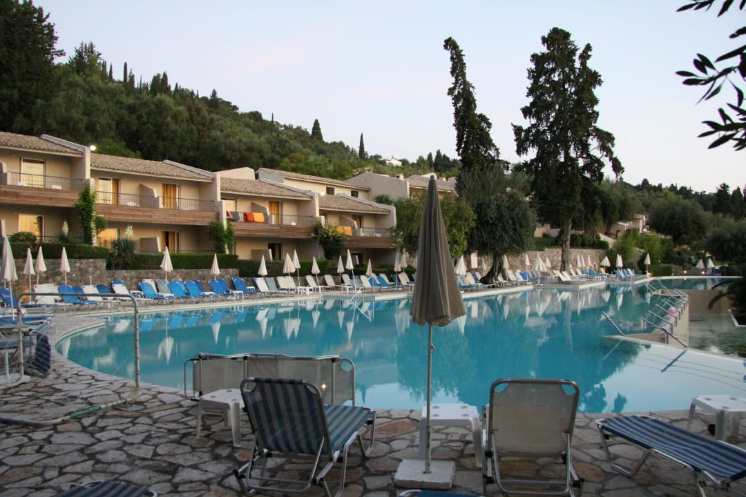 Hauptpool Aeolos Beach Resort