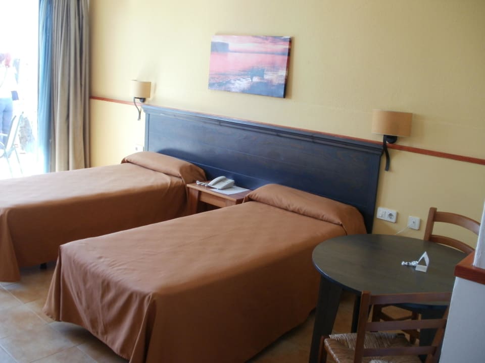 Sypialnia SBH Hotel Royal Monica
