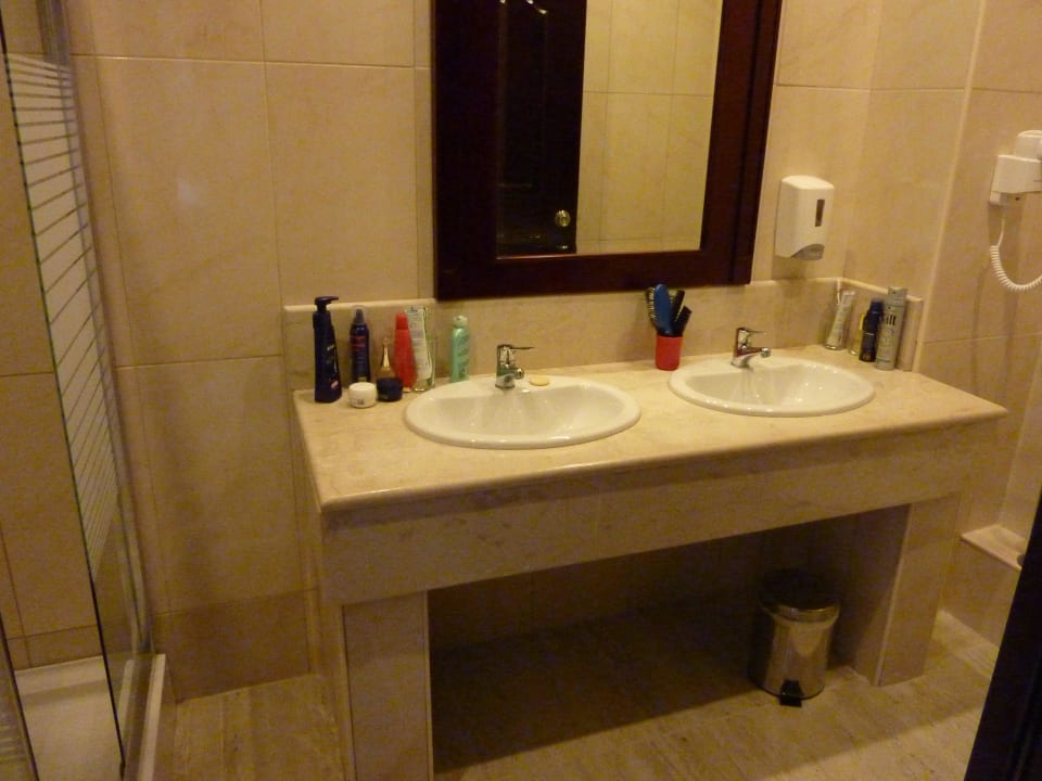 Badezimmer Sandy Beach Resort