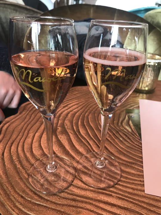 Gastro Mawell Resort