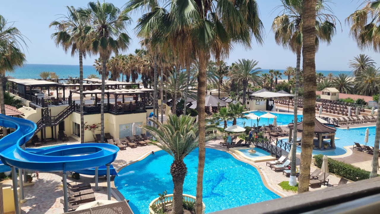 Pool Hotel Paradis Palace