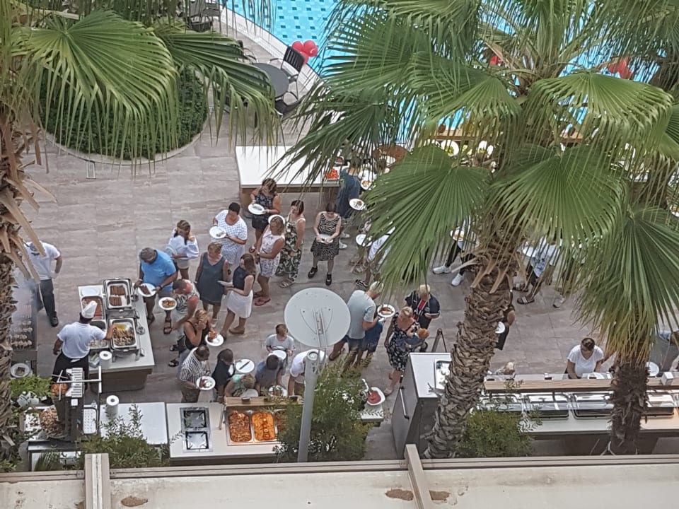 Gastro Port Side Resort Hotel