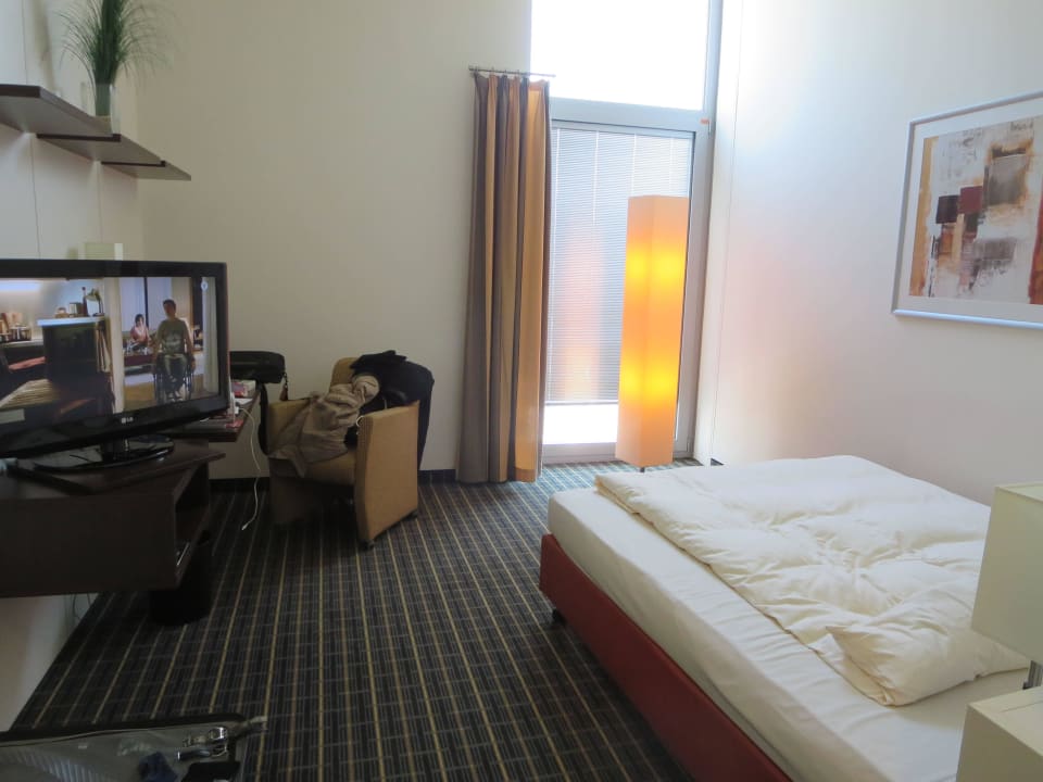 Hightechsteuerung für die Jalousie Livenwork Hotel & CoWorking GVZ Ingolstadt