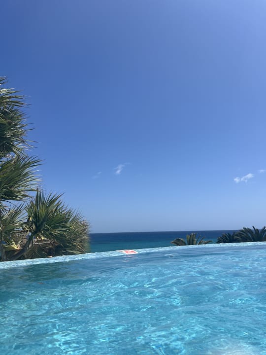 Pool R2 Pajara Beach