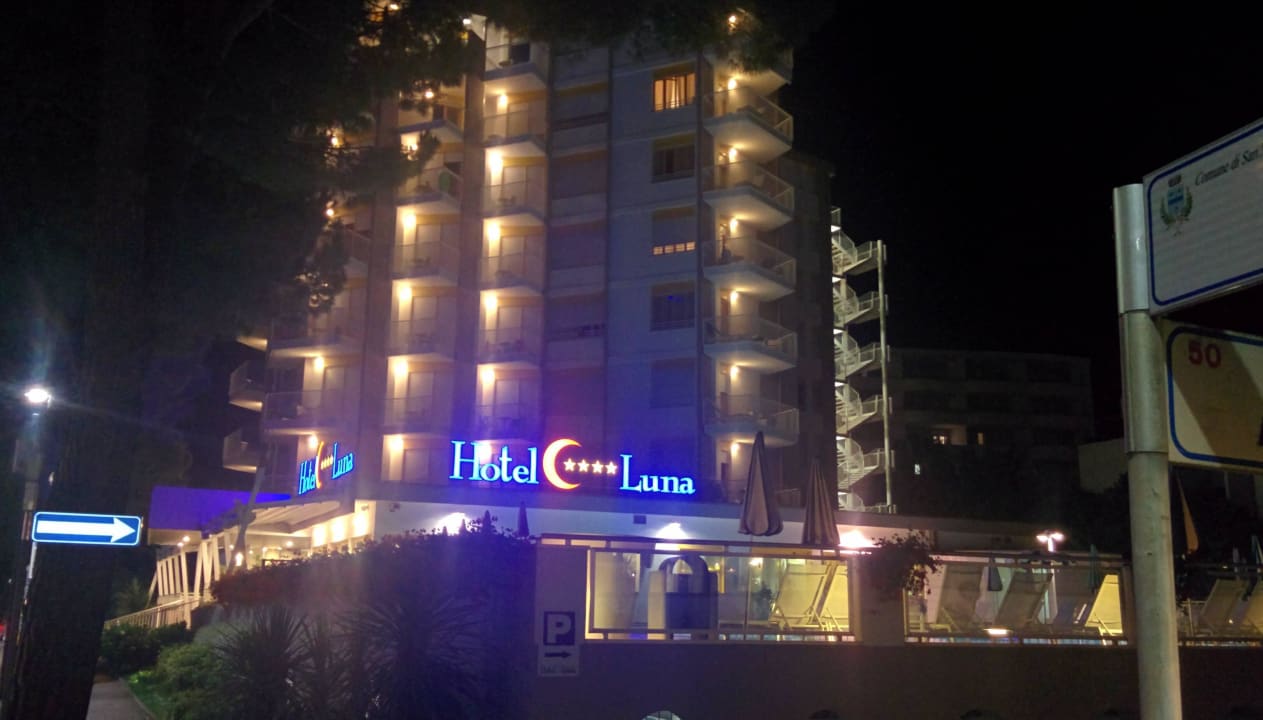 Hotel am Abend Hotel Luna