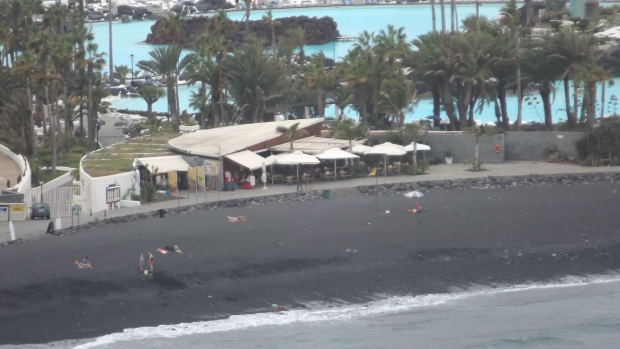 Nochmal der schwarze Strand Atlantic Mirage Suites & Spa - Adults only