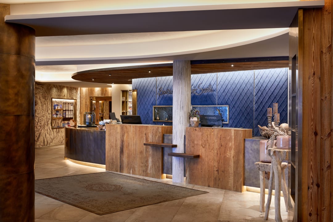 Lobby Hotel Alpin Spa Tuxerhof