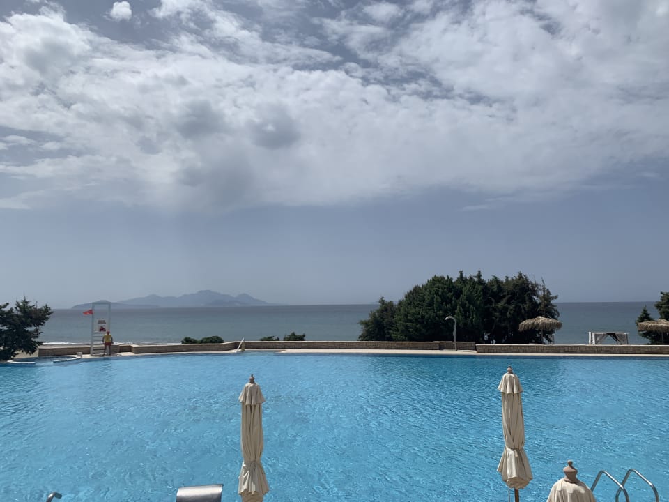 Pool Blue Lagoon Village