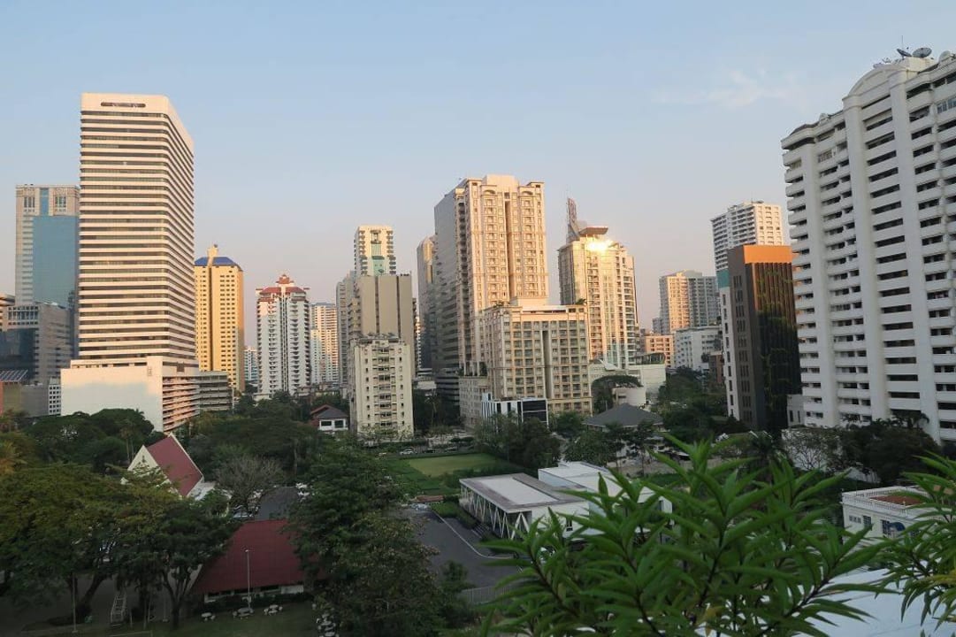 Ausblick von der Terrasse Mövenpick Hotel Sukhumvit 15 Bangkok