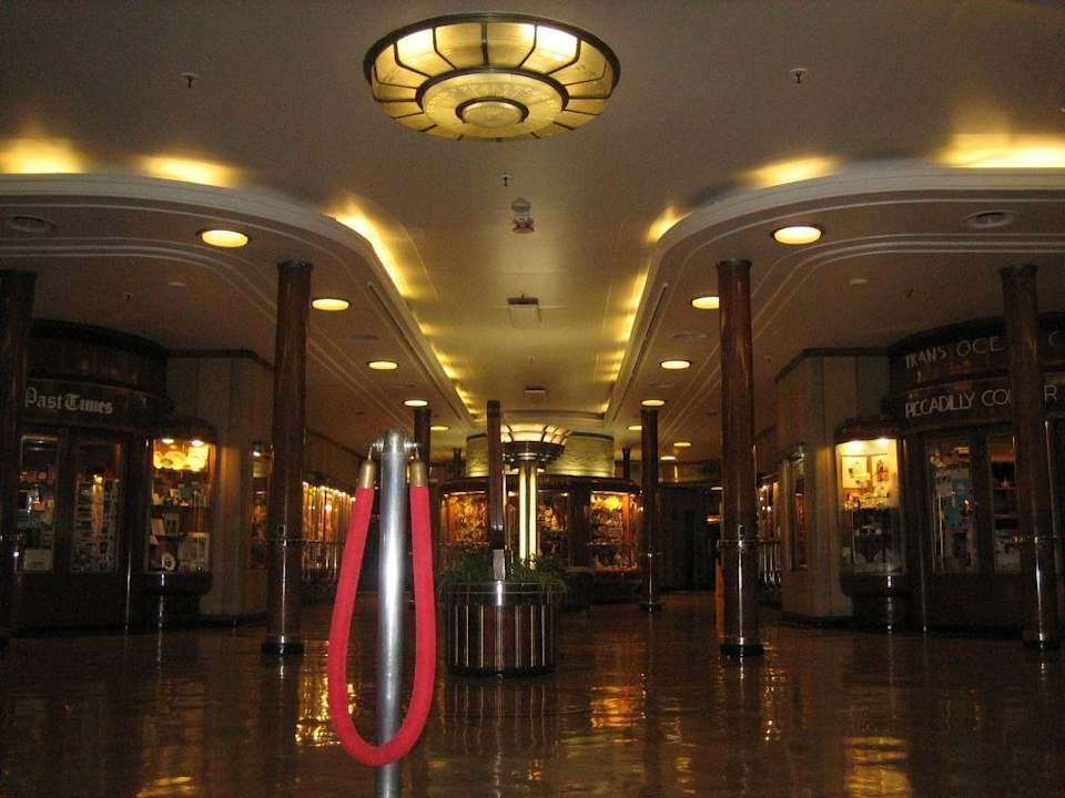 Shops The Queen Mary