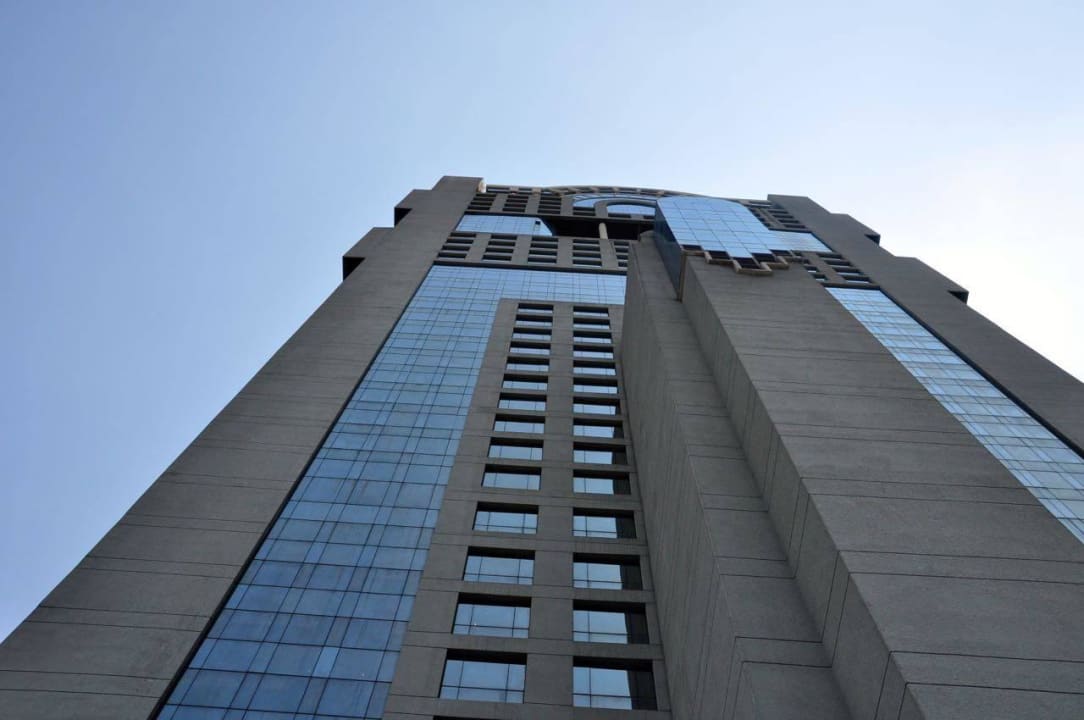 Hotelansicht vom Pool aus Hotel Banyan Tree Bangkok