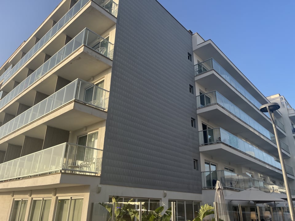 Außenansicht Hotel Sant Jordi