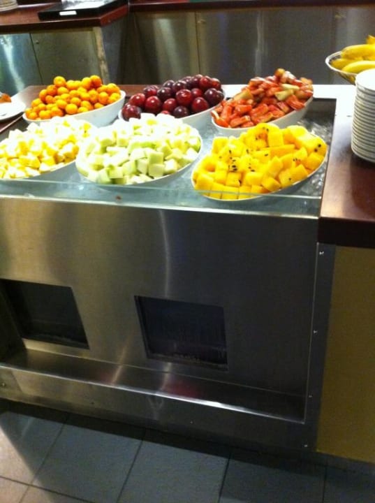 Teile des Frühstückbüffets  Hotel The Westin Kuala Lumpur