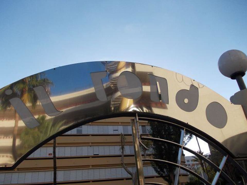 Eingang Hotel Rondo HL Miraflor Suites Hotel