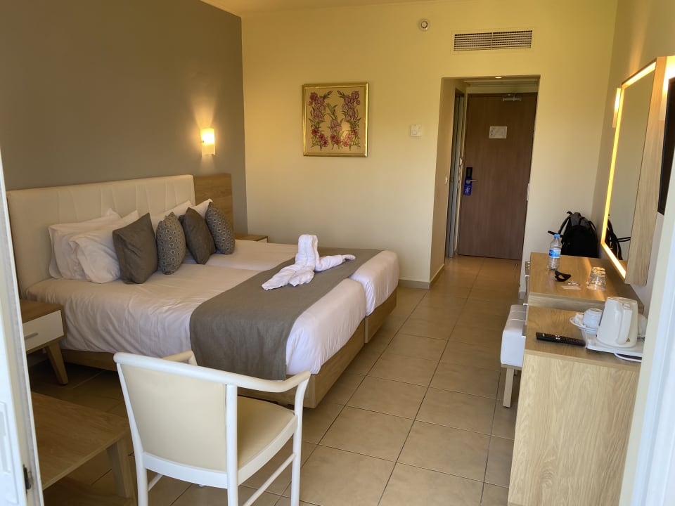 Zimmer Hotel Kalithea Horizon Royal