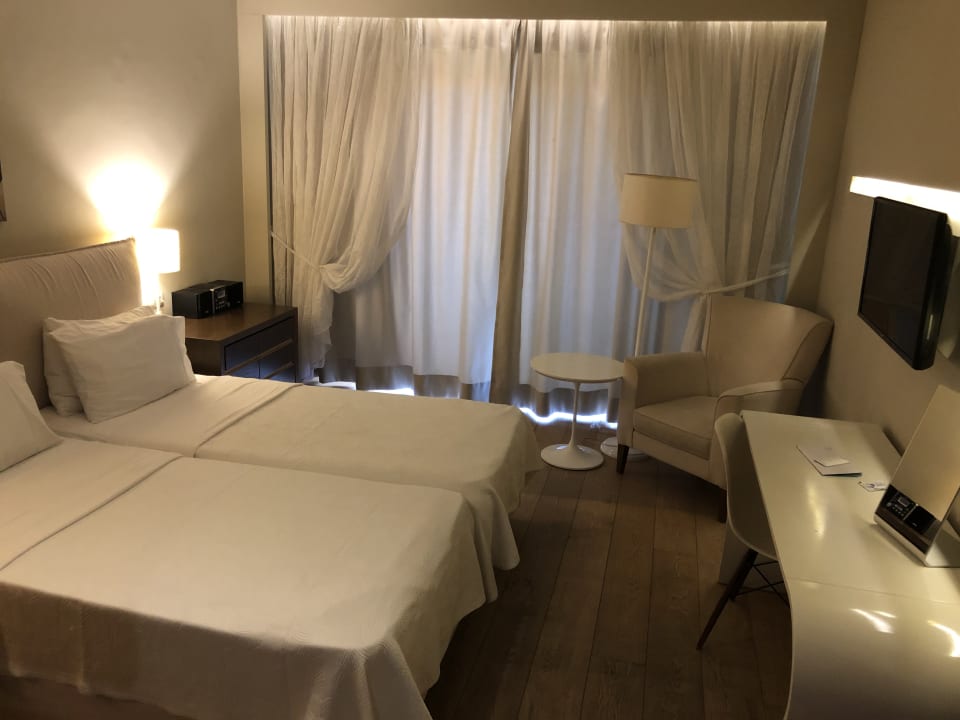 Zimmer Aegean Pearl