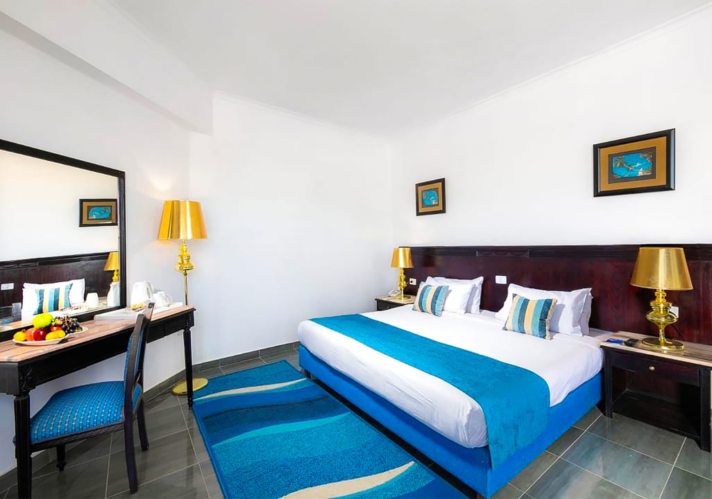 Zimmer White Valley Palace