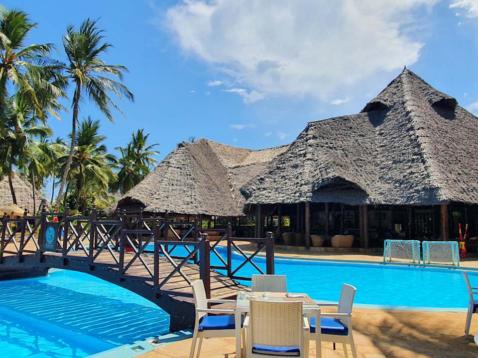 Pool Hotel Kiwengwa Beach Resort