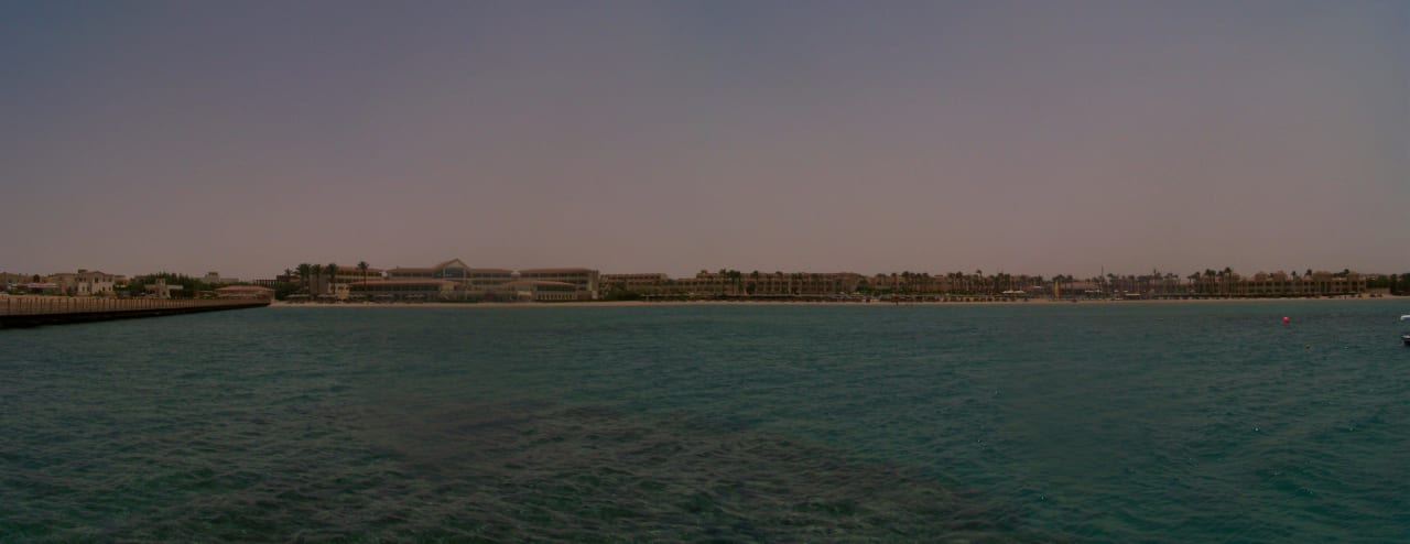 Hotel vom Meer aus Cleopatra Luxury Resort Makadi Bay