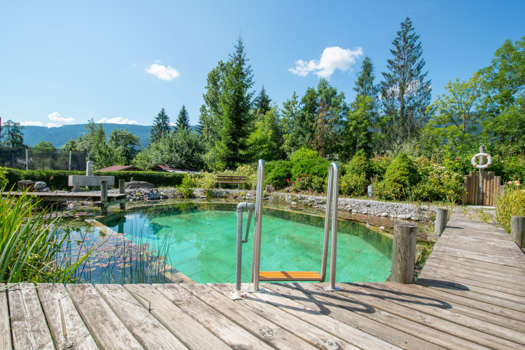 Pool Hotel Naggler